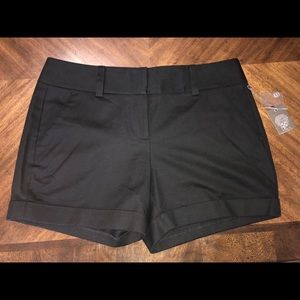Vince Camuto Black Cuffed Shorts Size 12